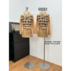 批发OYFF凡凡雾绒<b class='q'>棋盘</b>学院风撞色菱形<b class='q'>格</b>针织毛衣女麂皮绒短裙套装