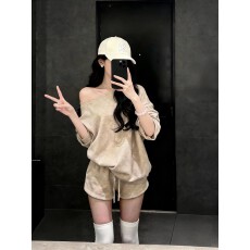 批发Unifitop 小众运动风斜肩上衣<b class='q'>短裤</b>两件套秋季辣妹风卫衣裤子套装