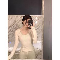 批发famouswang2025年冬季新款百搭温柔风精致气质蕾丝边打底