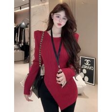 批发2025冬新款时尚气质百搭显瘦圆领长袖针织衫不规则下摆打底衫女