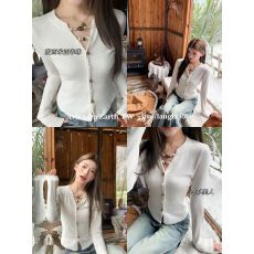 批发地球店复古老钱风领口珠链高弹修身打底<b class='q'>衫</b>套头正肩长袖T恤上衣