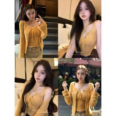 批发OYFF凡凡【糯叽叽】水貂绒喇叭袖排扣针织开衫女系带吊带<b class='q'>背心</b><b class='q'>套</b>装