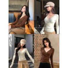 批发ACHI大也池<b class='q'>白色</b>仿羊绒蕾丝拼接v领打底衫女纯欲<b class='q'>长袖</b>修身收腰上衣