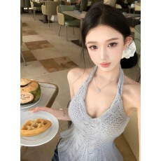 批发JAYKY YANG【梦织安吉莉】挂脖针织吊带<b class='q'>背心</b><b class='q'>法式</b>立体扭花收腰上衣