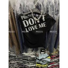 批发一字领短袖<b class='q'>T</b>恤女2026夏新款字母印花半袖设计感收腰短款斜肩上衣