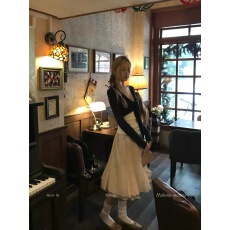 批发8uioio '威尼斯影像'卡其色气质半身裙女春季新款宽松蓬蓬a字裙子