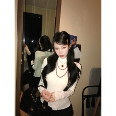 批发Pinksoya粉豆子 纯欲镂空蕾丝拼接高领长袖t恤女<b class='q'>修身</b>显瘦内搭上衣