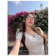 批发黄只只zzpalette 人生辣tee 刚需好穿！短款修身正肩显瘦v领T恤