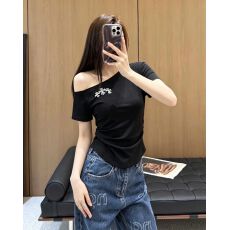 批发纯欲辣妹<b class='q'>克</b><b class='q'>罗</b><b class='q'>星</b>重工烫钻设计斜肩短袖T恤女夏季休闲绝美露肩上衣