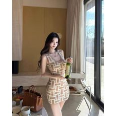 批发性感U领针织连衣裙女秋<b class='q'>冬</b>内搭气质修身包臀打底裙名媛生日小礼服