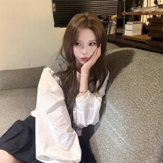 批发韩系白色翻领披肩衬衫女秋季休闲简约宽松慵懒风显瘦长袖百搭上衣