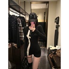 批发黑色长袖<b class='q'>连体</b>裤女秋季<b class='q'>连体</b>衣设计感修身显瘦辣妹<b class='q'>连体</b>短裤
