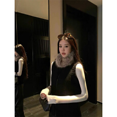 批发保暖大毛领针织马甲外套女<b class='q'>秋</b>冬