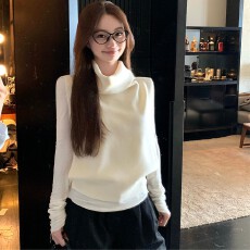 批发小众设计感高领无袖马甲女秋冬米白叠穿极简风宽松背心坎肩上衣