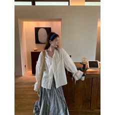批发官图 吉普赛少女蕾丝拼接木耳边提花衬衫系带<b class='q'>喇叭袖</b>防晒上衣