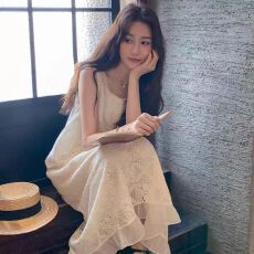 批发白色蕾丝镂空连衣裙女中长款2026夏新款法式显瘦温柔风无袖背心裙