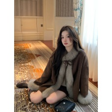 批发雪月凝2025新款全羊毛<b class='q'>双面</b>呢子<b class='q'>大衣</b>女狐狸毛领<b class='q'>羊绒</b>毛呢斗篷外套冬