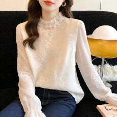 批发2026春季新款法式轻奢气质刺绣蕾丝衫春款长袖亮片圆领上衣