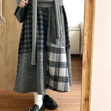批发2025秋冬新款日系感<b class='q'>不规则</b>A版重工拼接毛呢松紧腰格子半裙女