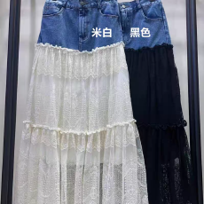 批发新款蓝色牛仔裙拼接白色蕾丝纱裙A字显瘦撞色宽松半身裙<b class='q'>街头</b>时尚