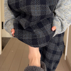 批发原版格子磨毛面料 复古毛呢格子阔腿裤女秋冬小个子<b class='q'>休闲裤</b>