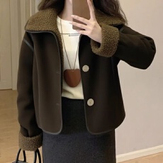 批发2025新款上新<b class='q'>女</b>装咖色翻领皮毛一体加绒加厚短款羊羔毛外套<b class='q'>女</b>冬季