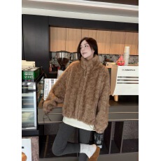 批发原版加厚夹棉 有内里 轻奢感环保毛仿皮草保暖毛绒外套<b class='q'>女</b>宽松外套