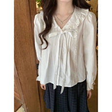 批发法式娃娃领设计感长袖<b class='q'>白色</b>荷叶百搭蕾丝拼接秋季系带<b class='q'>衬衣</b>减龄上衣