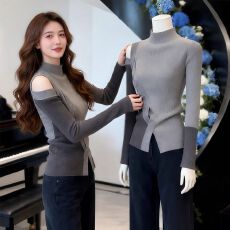 批发安迪绒韩系撞色露肩半高领毛衣<b class='q'>女</b>秋冬高级感气质修身打底针织衫