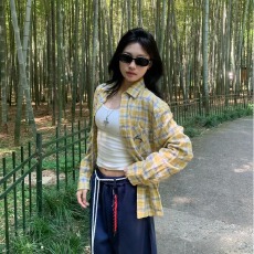 批发美式复古黄色磨毛格子衬衫女2026<b class='q'>春</b>秋宽松休闲长袖外搭开衫潮