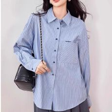 批发2026休闲竖条纹蓝色气质衬衫女2025春季新款爆款宽松衬衣长袖上衣