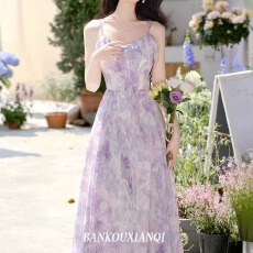 批发吊带连衣裙女夏气质高级感紫色独特漂亮吊带裙配防晒开衫<b class='q'>两件套</b>装