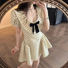 批发法式千金风波点蝴蝶结<b class='q'>连衣裙</b>女2026春夏新款小个子<b class='q'>收腰</b>显瘦短裙子