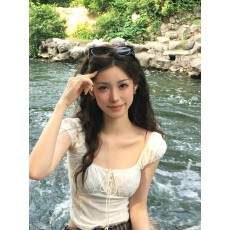 批发纯欲蕾丝方领泡泡袖小衫夏季2026新款设计感小众辣妹<b class='q'>t</b>恤短袖上衣