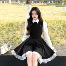 批发两件套#带胸针黑色<b class='q'>连衣裙</b>女秋季网纱撞色公主蓬蓬裙+白色上衣