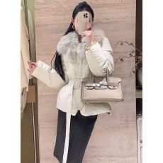 批发高级感千金风毛领收腰羽绒服女2026新款冬季保暖时髦洋气保暖外套
