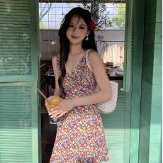 批发【暮时花期】春日花园斜裁工艺修身<b class='q'>显瘦</b>深V碎花连衣裙