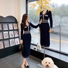 批发新款漂亮高级感通勤2025年女装气质女款高档洋气原创<b class='q'>连衣裙</b>女