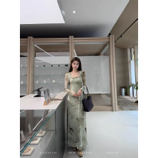 批发EIA一尧【冷香】复古<b class='q'>连衣裙</b>女<b class='q'>春秋</b>V领气质收腰长袖晕染U领A字长裙