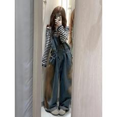 批发2026早秋独特超好看<b class='q'>套装</b>女甜美风露肩条纹上衣重工脏染<b class='q'>牛仔</b>背带裤