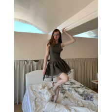 批发吵吵家咖色波点背心<b class='q'>连衣裙</b>女2026夏季收腰显瘦无袖网纱蓬蓬短裙