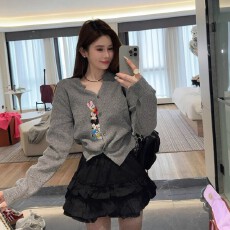 批发<b class='q'>韩国</b>东大门<b class='q'>代购</b><b class='q'>正品</b> 减龄甜美时尚显瘦针织衫