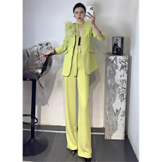 批发高级感套装2025春秋新款气质轻奢牛油果绿花朵飘带西装裤子三件套