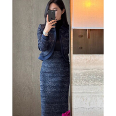 批发高级感2025秋<b class='q'>冬</b>季新款通勤暮蓝色小香风短款外套半身裙西装套装女