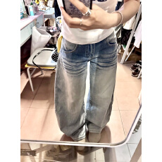 批发美式复古刺绣弯刀阔腿<b class='q'>牛仔裤</b>女新款低腰宽松直筒显瘦拖地长裤