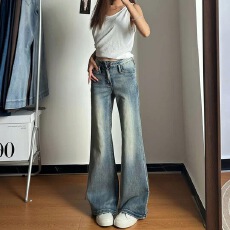 批发美式复古水洗<b class='q'>微喇</b><b class='q'>牛仔裤</b>女2026新款秋季低腰弹力拖地喇叭马蹄裤