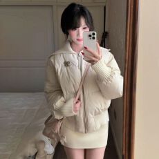 批发<b class='q'>韩版</b>学院风复古米白色针织慵懒拼接棉服冬季百搭棉衣棉服外套