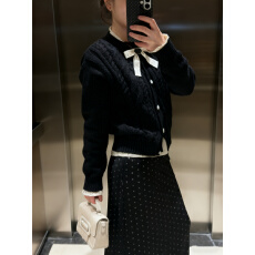 批发实拍 <b class='q'>黑色</b>圆领麻花<b class='q'>针织</b><b class='q'>开衫</b>外套女冬季新款高级感宽松百搭上衣潮