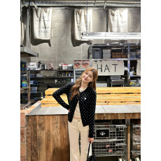 批发实拍~波点假两件<b class='q'>针织</b><b class='q'>开衫</b>上衣女秋季<b class='q'>针织</b>衫慵懒风毛衣外套