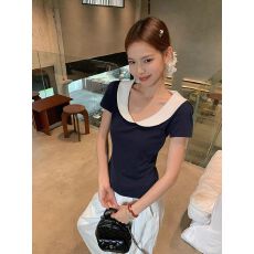 批发藏蓝色<b class='q'>娃娃领</b>正肩短袖<b class='q'>t</b><b class='q'>恤</b>女夏季修身独特漂亮韩系显瘦上衣